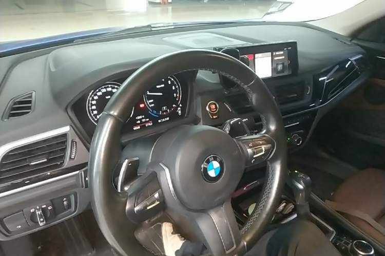 Used BMW 1 Series 2019 120i Leading Model M Sport Package Center Console