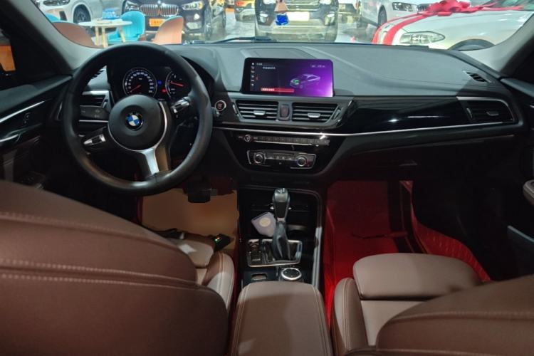 Used BMW 1 Series 2019 118i M Sport Package Center Console