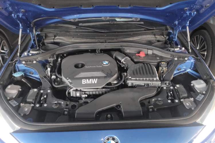 Used BMW 1 Series 2019 118i Fashion Model Engine Bay
