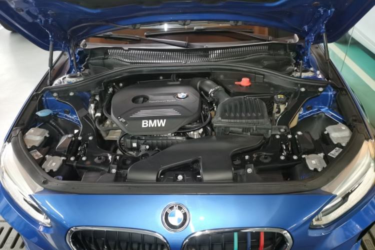 Used BMW 1 Series 2019 118i M Sport Package Engine Bay