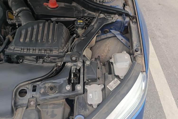 Used BMW 1 Series 2019 118i M Sport Package Engine Bay Left
