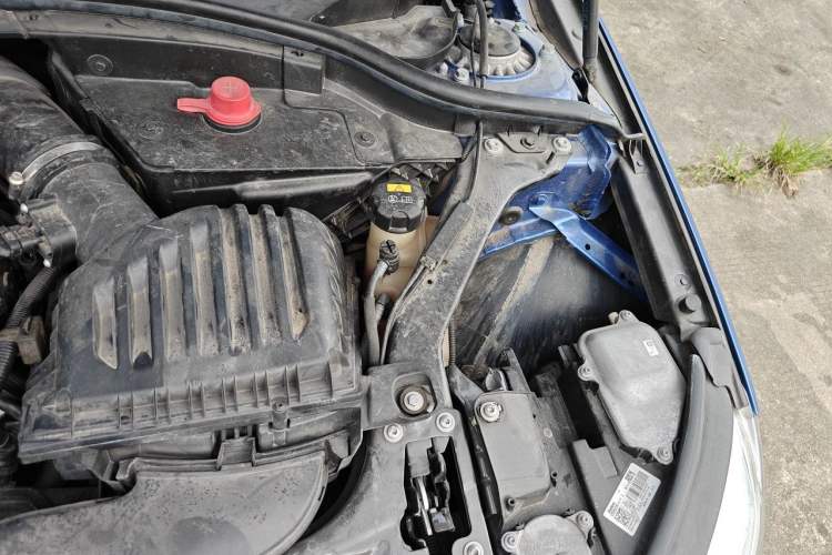 Used BMW 1 Series 2019 118i M Sport Package Engine Bay Left