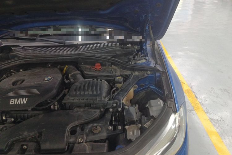 Used BMW 1 Series 2019 118i Fashion Model Engine Bay Left