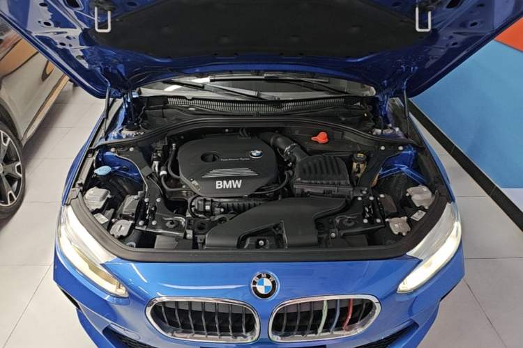 Used BMW 1 Series 2019 118i M Sport Package Engine Bay