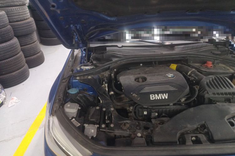 Used BMW 1 Series 2019 118i Fashion Model Engine Bay Right