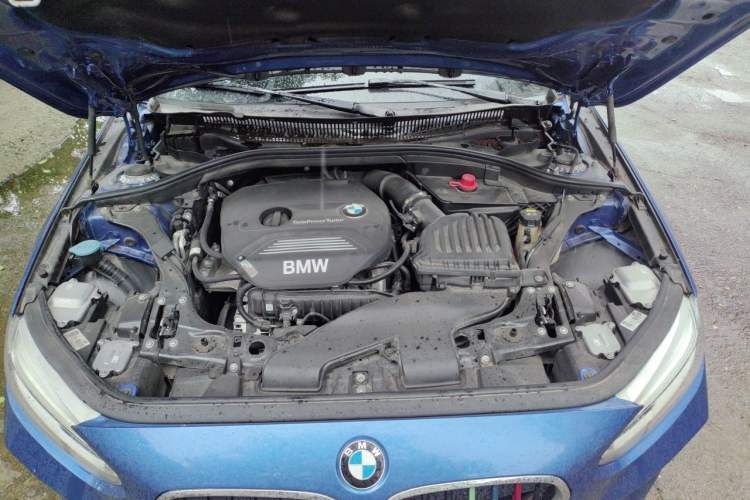 Used BMW 1 Series 2019 118i M Sport Package Engine Bay