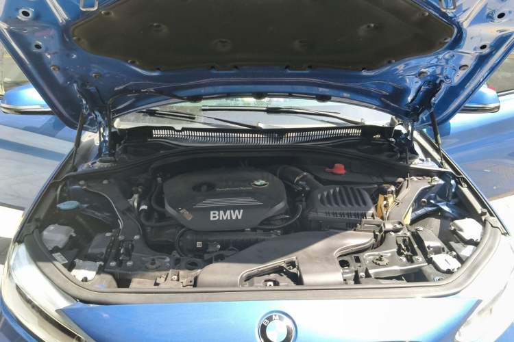 Used BMW 1 Series 2019 118i M Sport Package Engine Bay