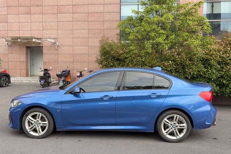 Used BMW 1 Series 2019 118i M Sport Package Exterior 2