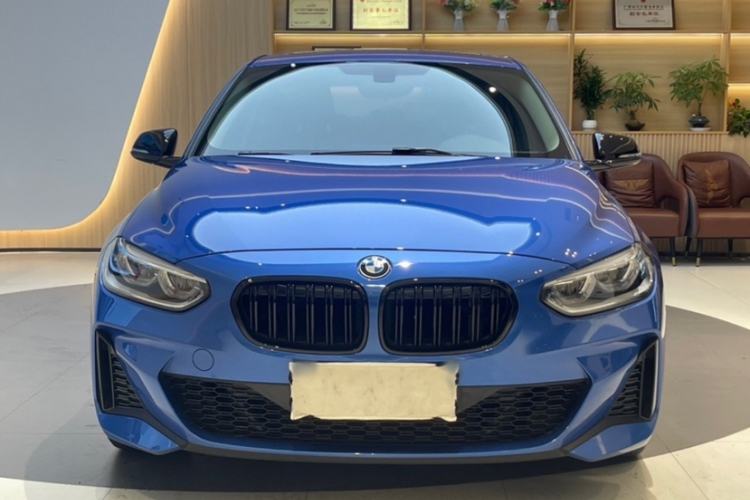 Used BMW 1 Series 2019 120i Leading Model M Sport Package Exterior 2