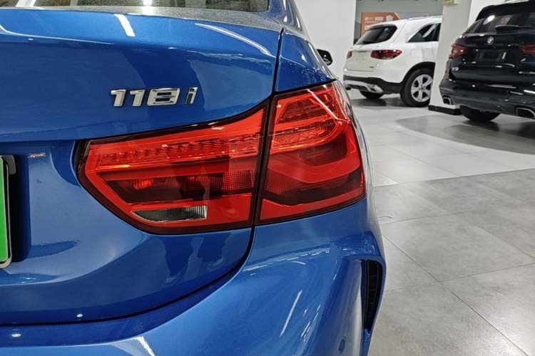 Used BMW 1 Series 2019 118i M Sport Package Exterior 3