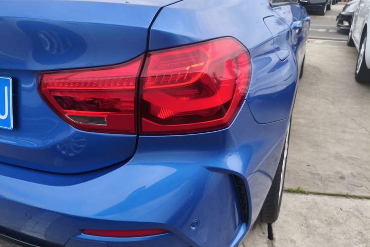Used BMW 1 Series 2019 118i M Sport Package Exterior 3