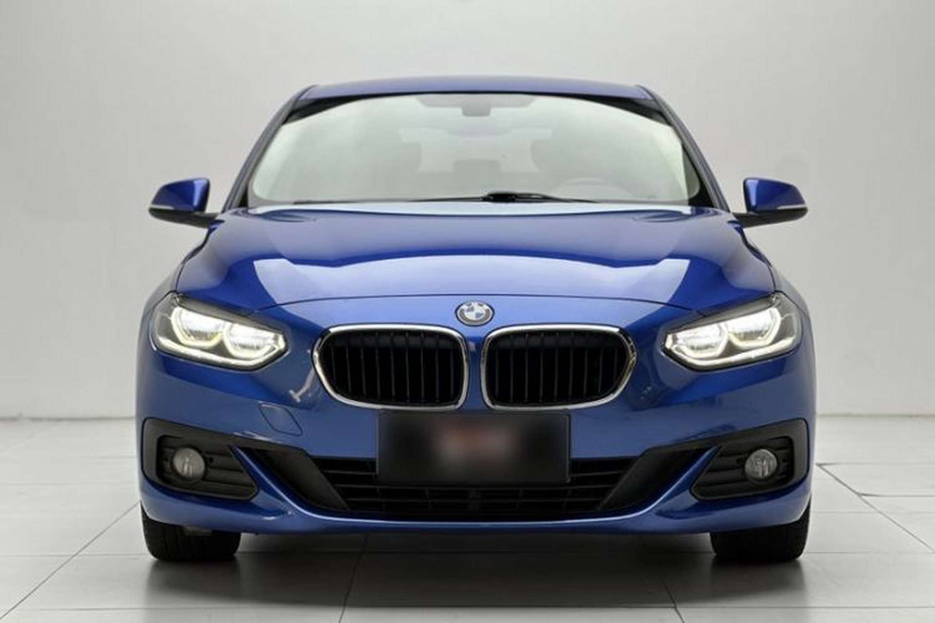 Used BMW 1 Series 2019 118i Fashion Model Exterior 3