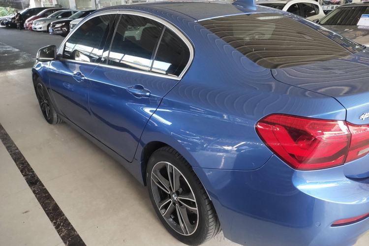 Used BMW 1 Series 2019 118i Fashion Model Exterior 3