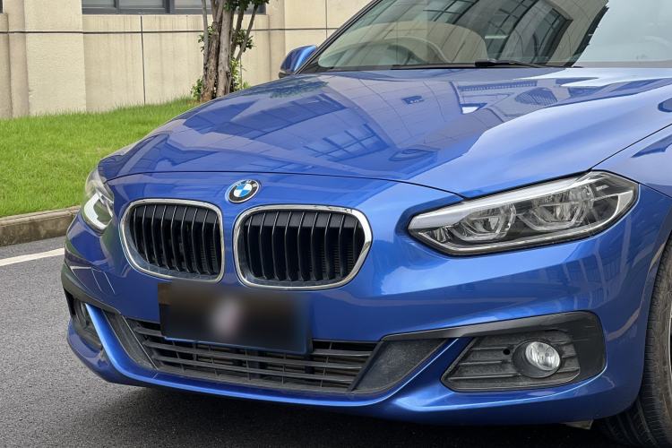 Used BMW 1 Series 2019 118i Fashion Model Exterior 4