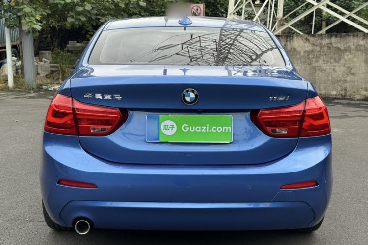 Used BMW 1 Series 2019 118i Fashion Model Exterior 5