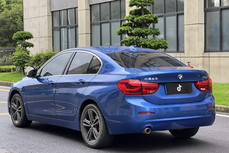 Used BMW 1 Series 2019 118i Fashion Model Exterior 5