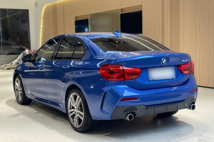 Used BMW 1 Series 2019 120i Leading Model M Sport Package Exterior 5
