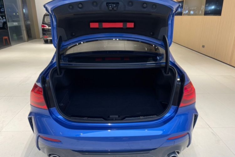Used BMW 1 Series 2019 120i Leading Model M Sport Package Exterior 6