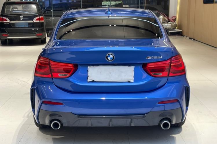 Used BMW 1 Series 2019 120i Leading Model M Sport Package Exterior 6