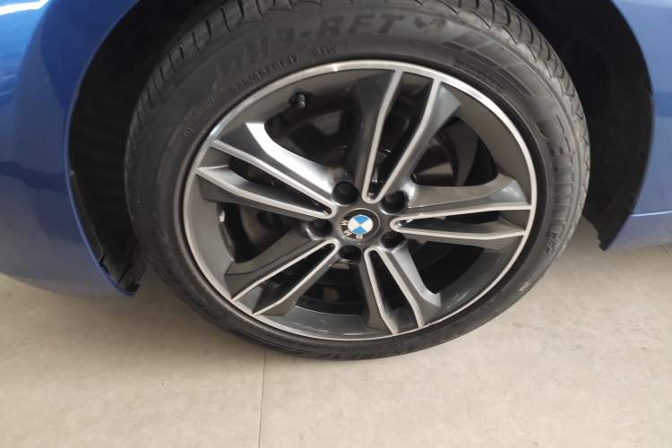 Used BMW 1 Series 2019 118i Fashion Model Exterior 7