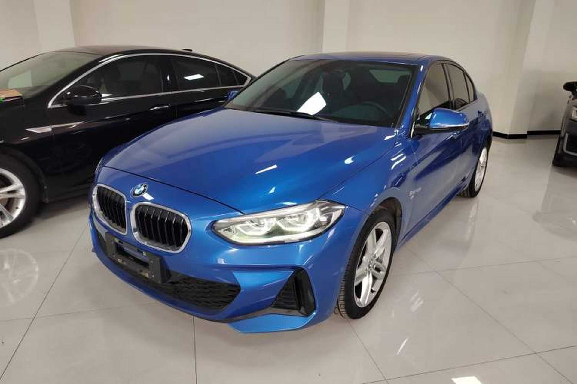 Used BMW 1 Series 2019 118i M Sport Package Front Left 45 Deg