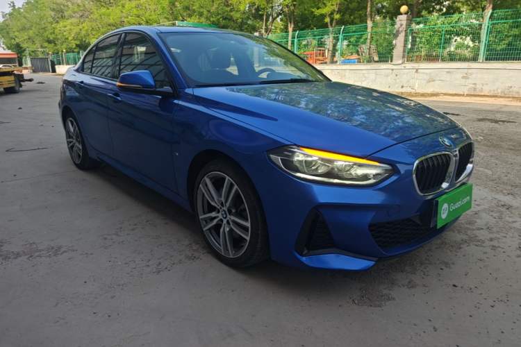 Used BMW 1 Series 2019 120i Leading Model M Sport Package Front Right 45 Deg