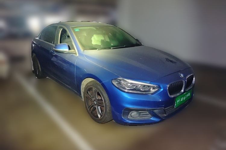 Used BMW 1 Series 2019 118i Fashion Model Front Right 45 Deg
