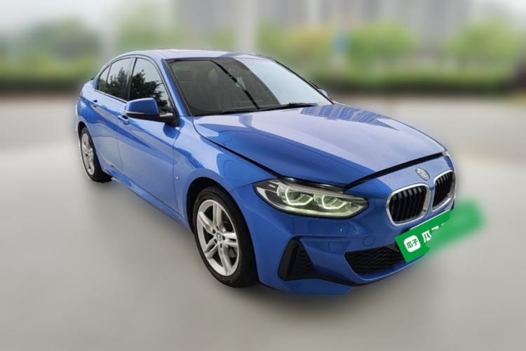 Used BMW 1 Series 2019 118i M Sport Package Front Right 45 Deg