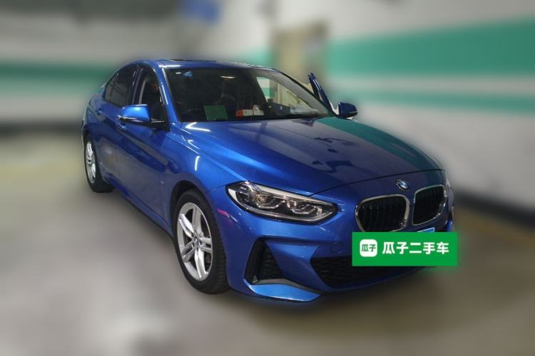 Used BMW 1 Series 2019 118i M Sport Package Front Right 45 Deg
