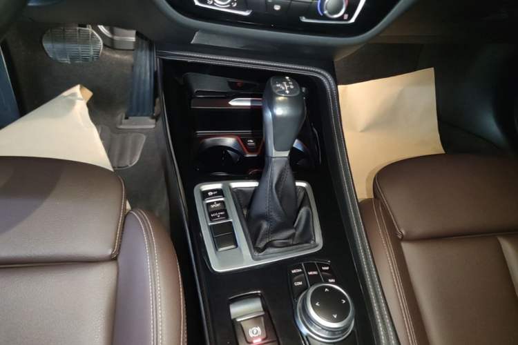 Used BMW 1 Series 2019 118i M Sport Package Gear Lever