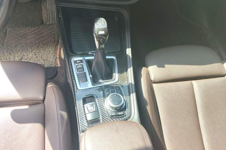 Used BMW 1 Series 2019 118i M Sport Package Gear Lever