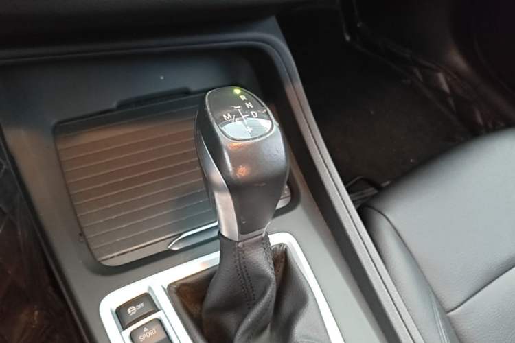 Used BMW 1 Series 2019 118i Fashion Model Gear Lever