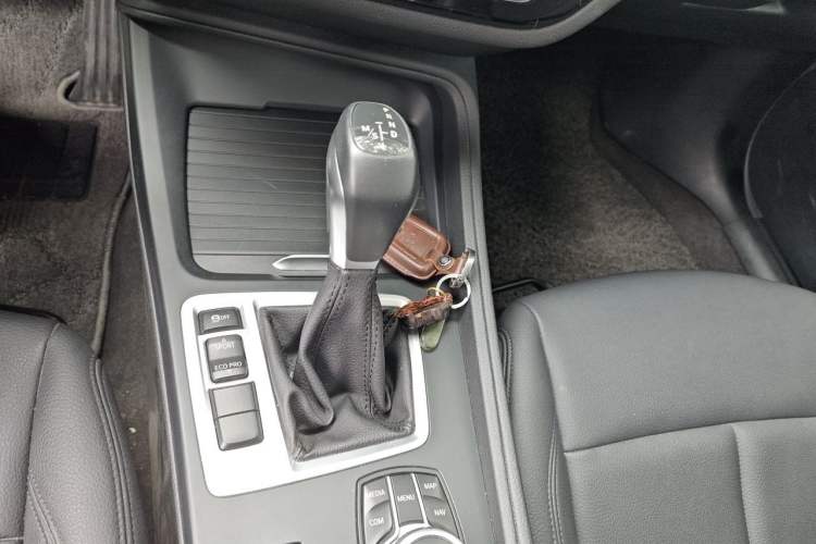 Used BMW 1 Series 2019 118i Fashion Model Gear Lever
