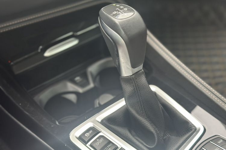 Used BMW 1 Series 2019 118i M Sport Package Gear Lever