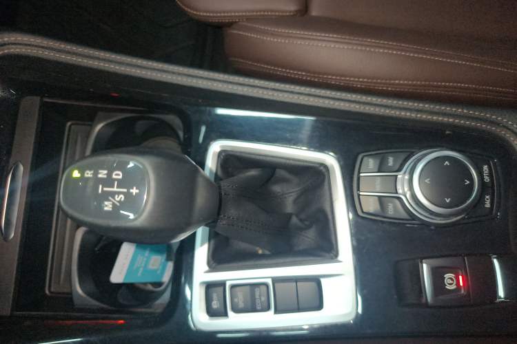 Used BMW 1 Series 2019 118i M Sport Package Gear Lever