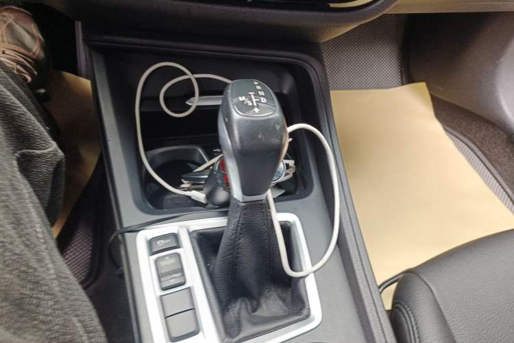 Used BMW 1 Series 2019 118i Fashion Model Gear Lever
