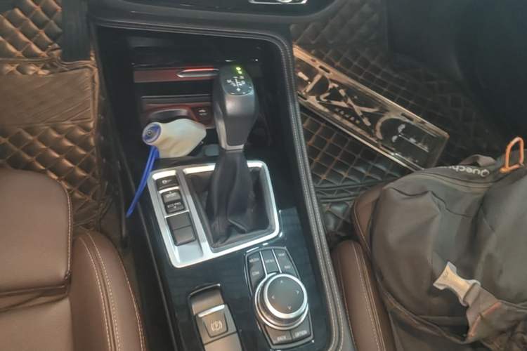 Used BMW 1 Series 2019 118i M Sport Package Gear Lever