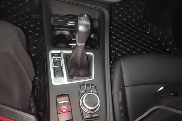 Used BMW 1 Series 2019 118i Fashion Model Gear Lever