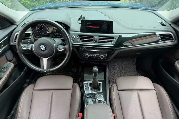 Used BMW 1 Series 2019 118i M Sport Package Interior 2