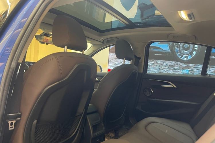Used BMW 1 Series 2019 120i Leading Model M Sport Package Interior 2