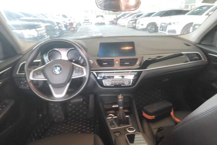 Used BMW 1 Series 2019 118i Fashion Model Interior 2