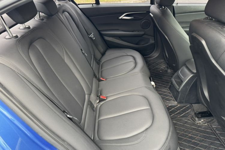 Used BMW 1 Series 2019 118i Fashion Model Interior 4