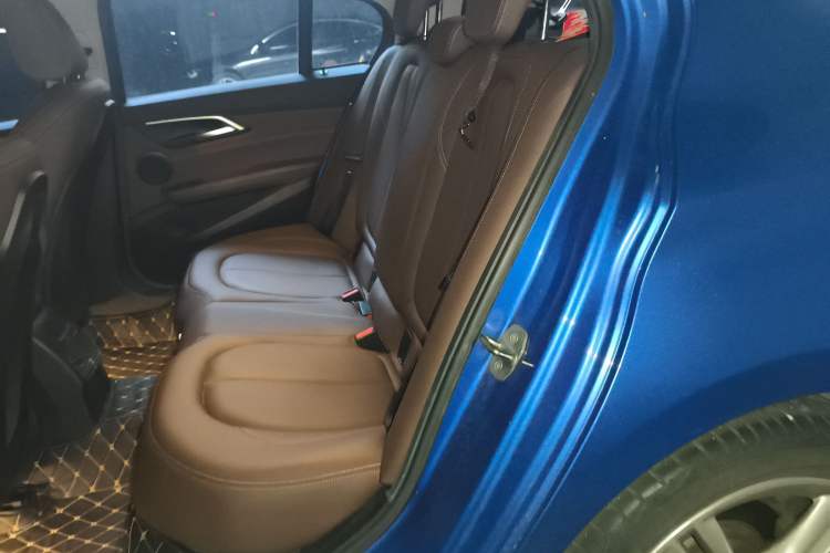 Used BMW 1 Series 2019 118i M Sport Package Interior 4