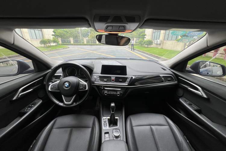 Used BMW 1 Series 2019 118i Fashion Model Interior 4