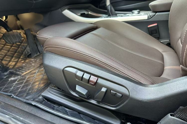 Used BMW 1 Series 2019 118i M Sport Package Interior 6