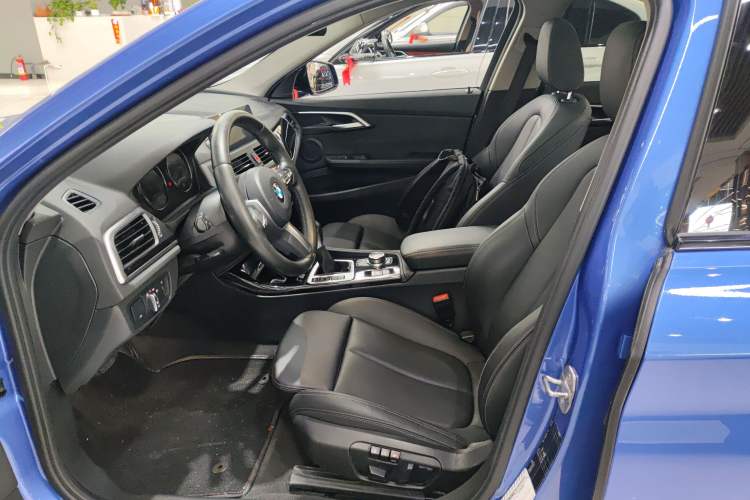 Used BMW 1 Series 2019 118i M Sport Package Left Front Seat