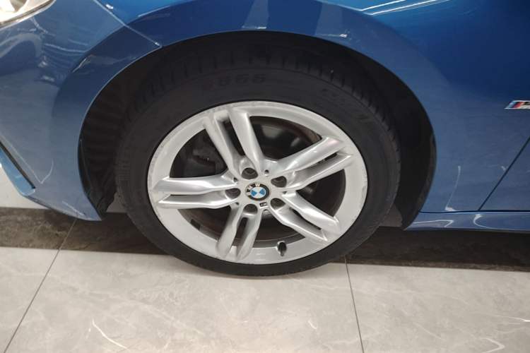 Used BMW 1 Series 2019 118i M Sport Package Left Front Wheel Hub
