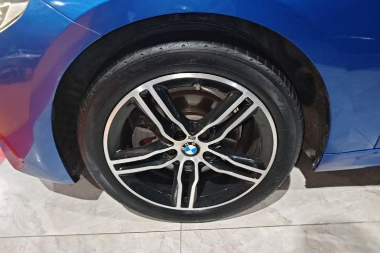 Used BMW 1 Series 2019 118i M Sport Package Left Front Wheel Hub