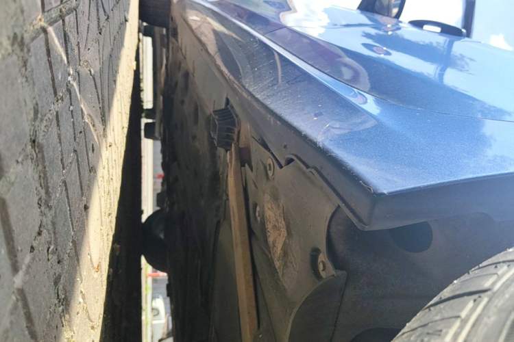 Used BMW 1 Series 2019 118i M Sport Package Left Side Sill