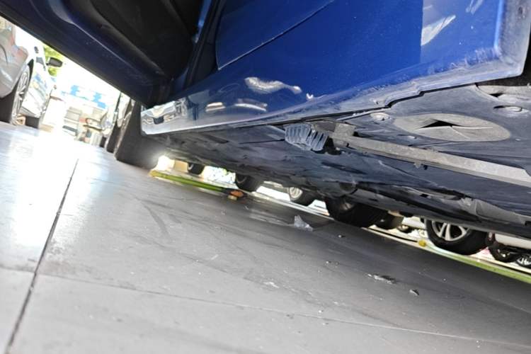 Used BMW 1 Series 2019 118i Fashion Model Left Side Sill